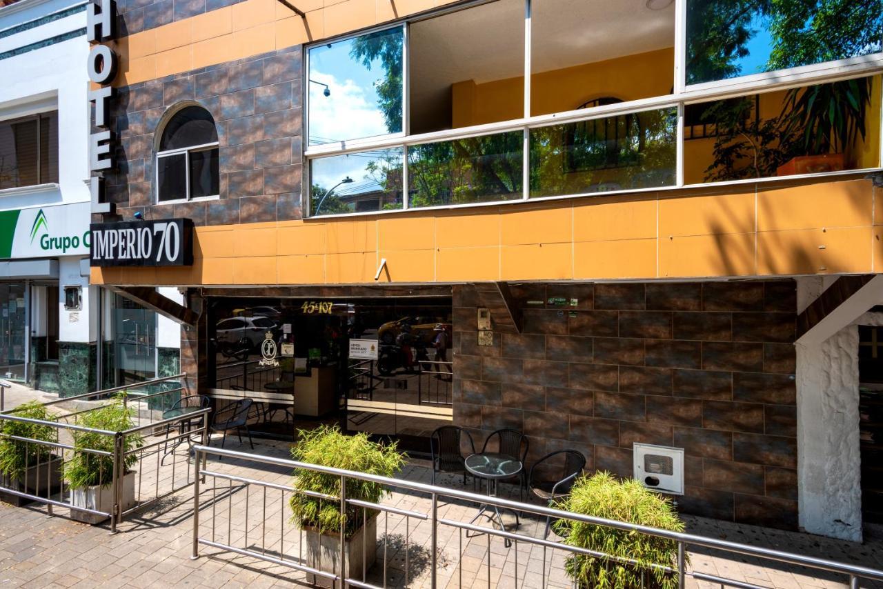 Ayenda 1234 Imperio 70 Hotel Medellin Ngoại thất bức ảnh